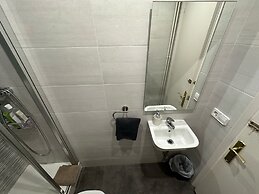 Rooms Nuevo Arago