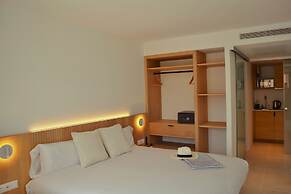 MYO Barcelona Hotel & Apartments