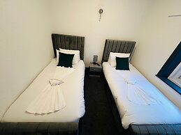 New valeron hotel