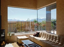 Scout - Architectural Design - Sleeps 6