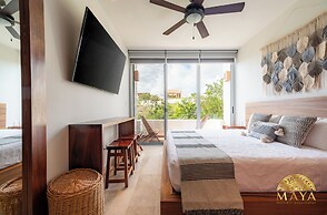 NHOA 303A Lux 2BR Pool View Aldea Zama