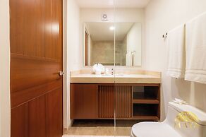NHOA 303A Lux 2BR Pool View Aldea Zama