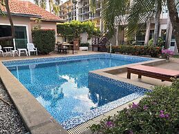 khun mai villa