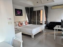 khun mai villa