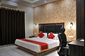 Hotel Hill View