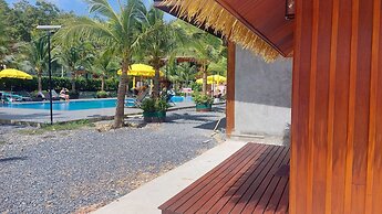 Chomview Lanta Water Park Resort