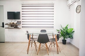 Cozy Apartment Poliforum AC
