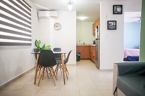 Cozy Apartment Poliforum AC