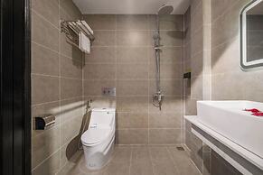 Kly Luxury Hotel