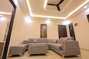 Hotel Mango Tree, Vrindavan