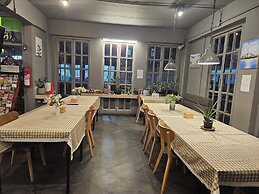 Mandalar Arch 39 Hotel