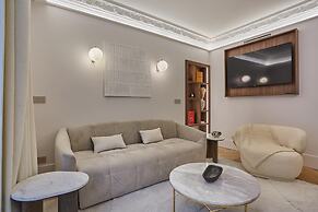 Elegant Flat Matignon Avenue Faubourg St Honore