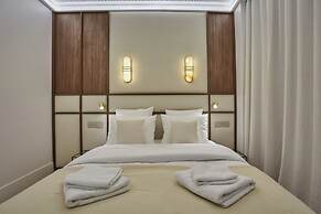 Elegant Flat Matignon Avenue Faubourg St Honore