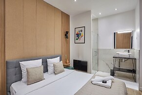 The Upper Marais Superb Apartment for 8 People