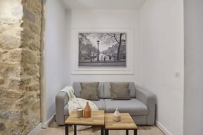 The Upper Marais Superb Apartment for 8 People