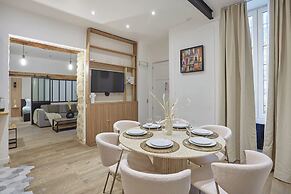 The Upper Marais Superb Apartment for 8 People
