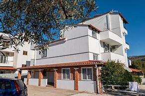 Aktea Apartments