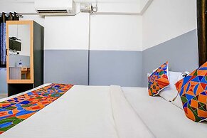 Hotel Bhakti Sankul