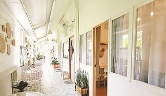 Little Latte House