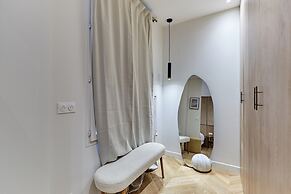 Superb Air-conditioned Apartment Center of Paris