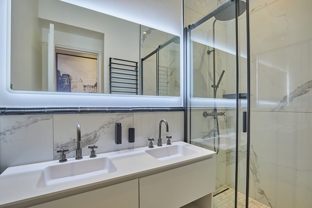 Amazing Apartment Saint Germain des Pres With A-C