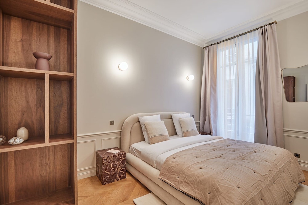 Amazing Apartment Saint Germain des Pres With A-C