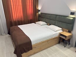 NineRooms Apart-Hotel