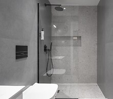 Terra Suites, Nilie Hospitality MGMT