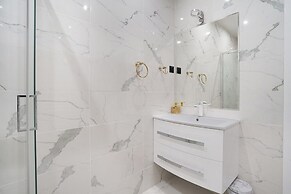 Sublime and new Apartment Center of Paris Opera