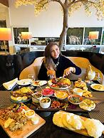 The Nishat Hotel Gulberg
