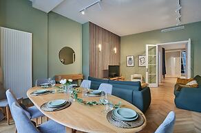 Superb Apartment Arc de Triomphe/ Trocadero