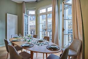 Superb Apartment Arc de Triomphe/ Trocadero