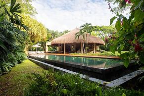 w Charming 5BR Villa at Mesa de Yeguas