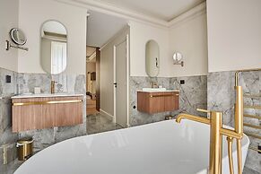 Incredible Le Marais Apartment With Terrace