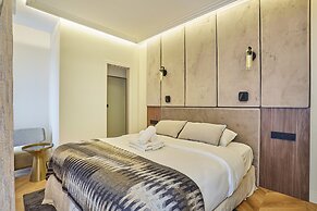 Incredible Le Marais Apartment With Terrace