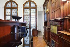 Magnificent Apartment With AC - Louvre Museum
