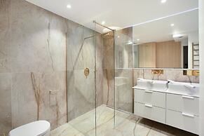 Magnificent Apartment With AC - Louvre Museum