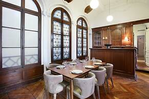 Magnificent Apartment With AC - Louvre Museum