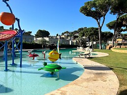 Bungalow Near Pals Beach & Pool