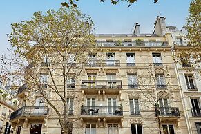 Superb New 1 Bedroom Flat Notre Dame de Paris
