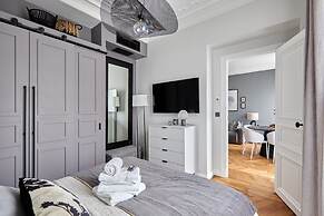 Superb New 1 Bedroom Flat Notre Dame de Paris
