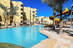 Eagles Downtown Zahabia Aqua Park
