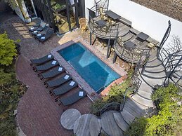Latroupe Hotel Jardin Secret