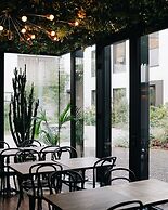 Latroupe Hotel Jardin Secret