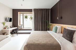Latroupe Hotel Jardin Secret