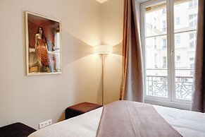 Paris Blanc Manteau Residence