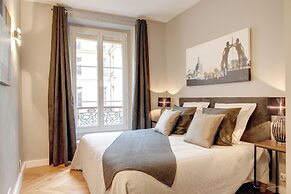 Paris Blanc Manteau Residence