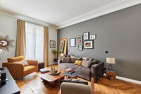 Magnificent new Apartment Notre Dame de Paris