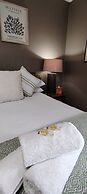 Room-indulgent Escape, Jet Bath, Stunnin