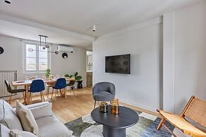 Superb Apartment Arc de Triomphe/ Trocadero